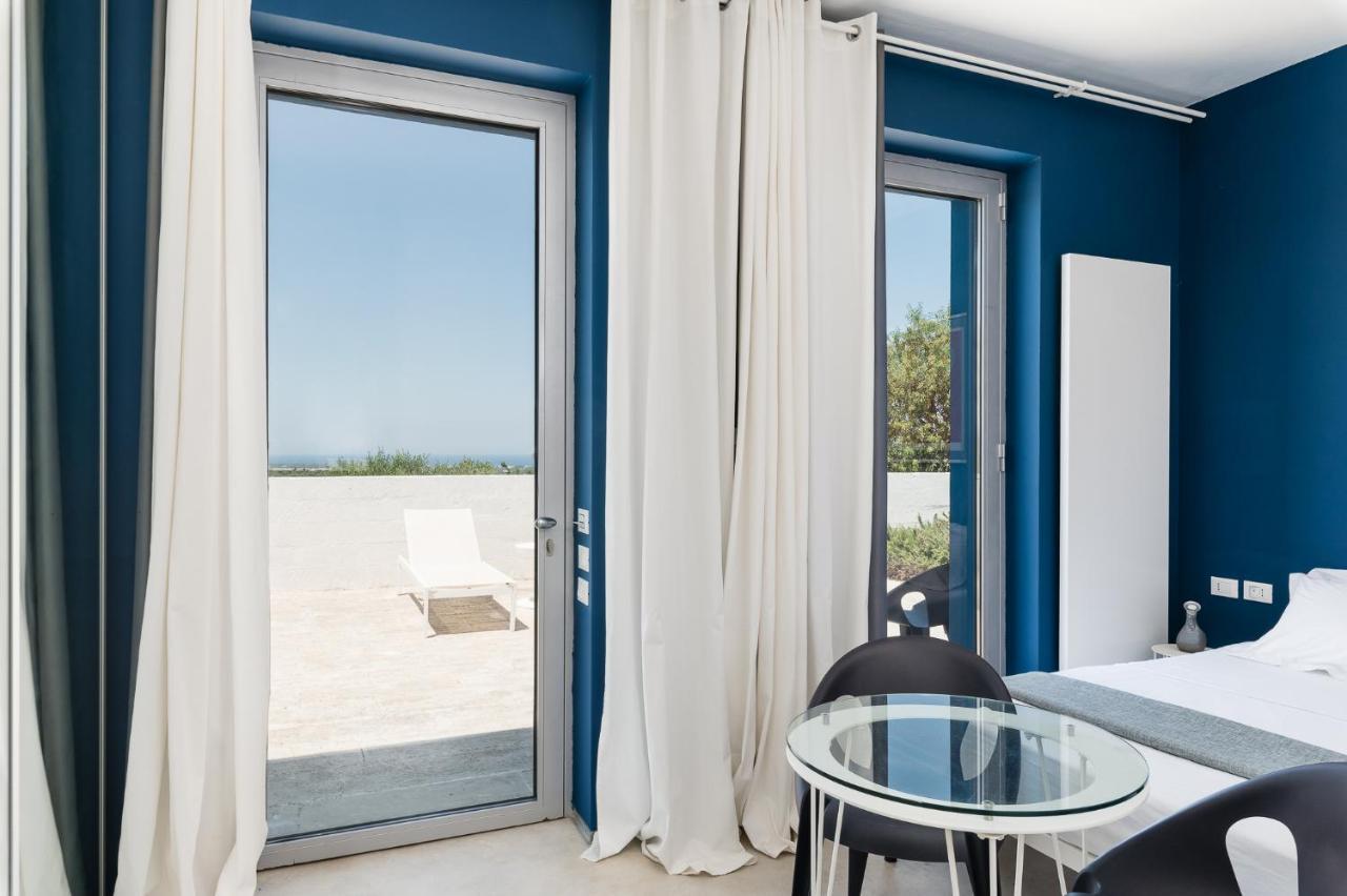Bed and Breakfast Calcebianca Остуни Экстерьер фото